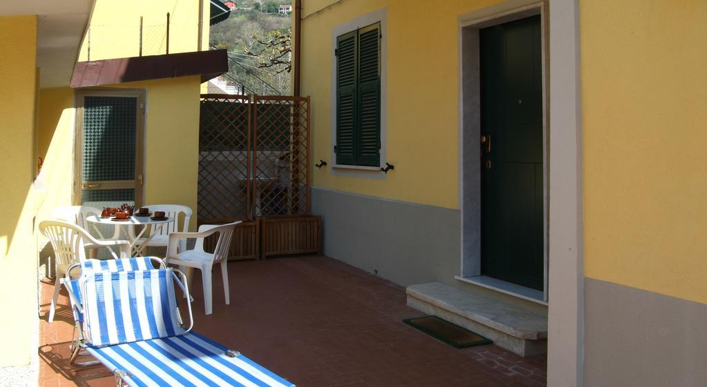 La Casa Delle Rose Room With Air Conditioning La Spezia Exterior foto